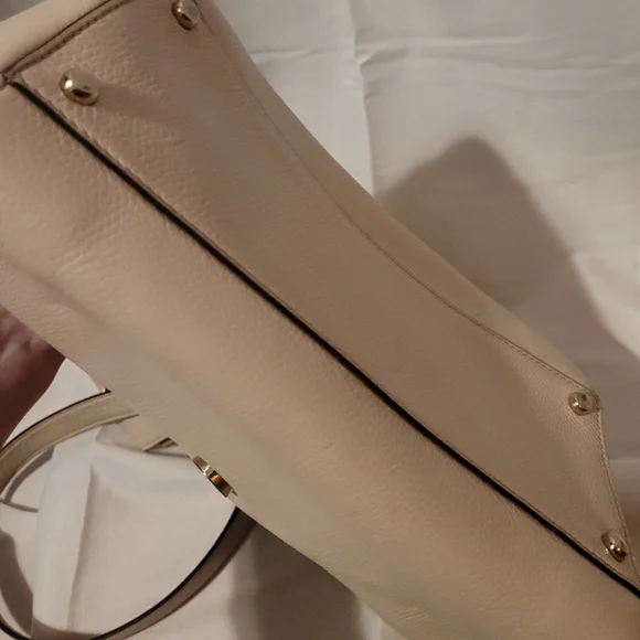 Kate Spade Purse - Picture 4 of 7